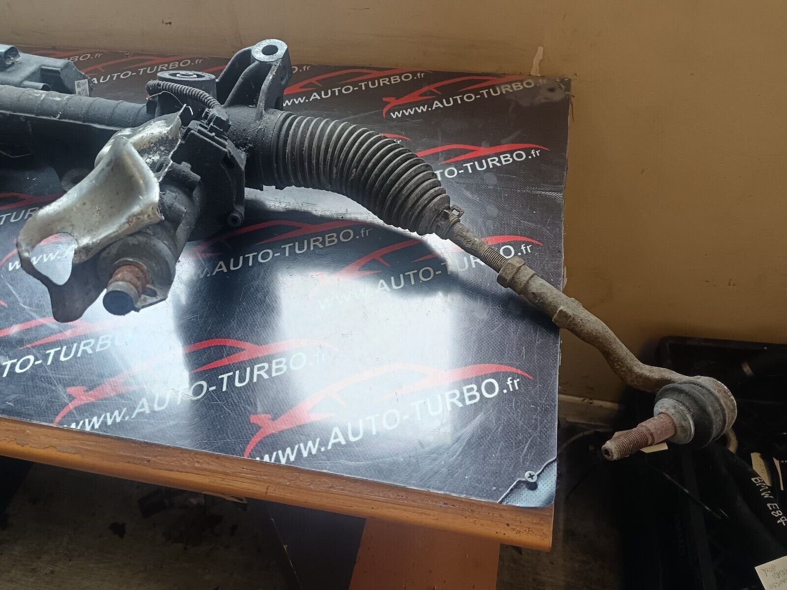 CREMAILLERE DE DIRECTION BMW 520 F10 REFERENCE: 6854145