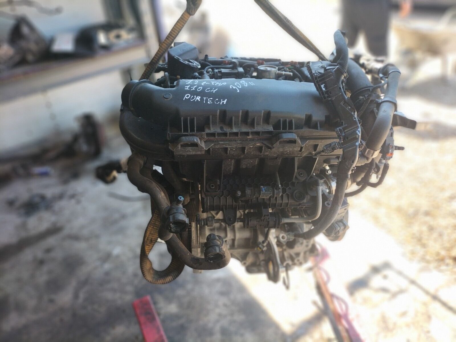 MOTEUR COMPLET  1.2 eTHP 110 CH PURTECH  EB2DT/HNZ, EB2DTM/HNV, HNP 9676012010