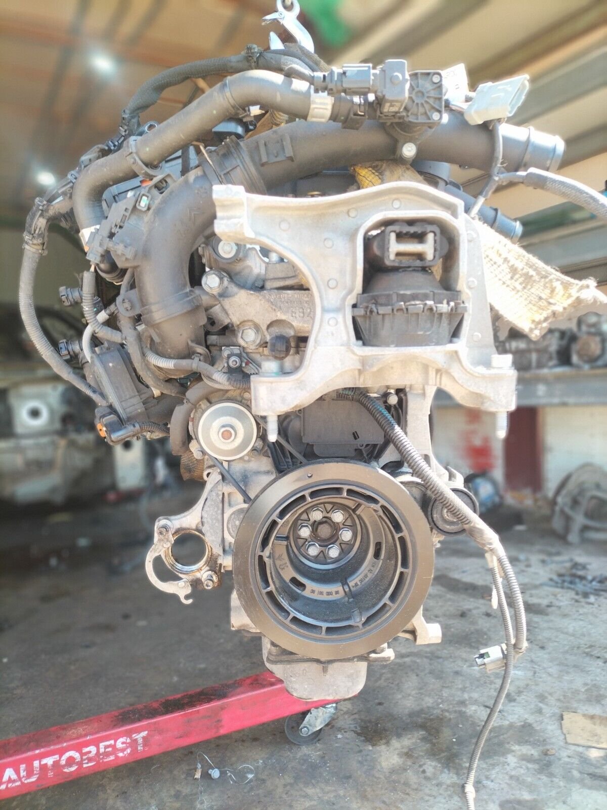 MOTEUR COMPLET  1.2 eTHP 110 CH PURTECH  EB2DT/HNZ, EB2DTM/HNV, HNP 9676012010