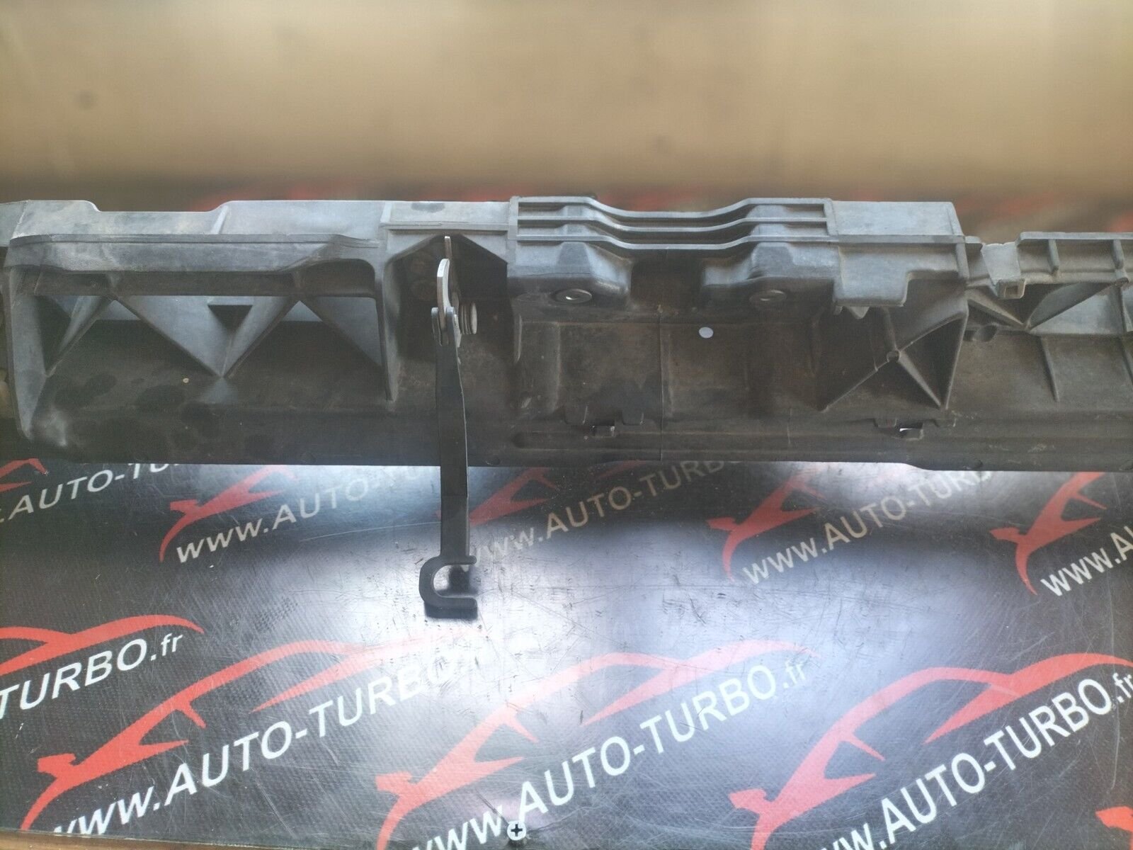 TRAVERSE SUPERIEURE PEUGEOT 308 PHASE 2 9807148180