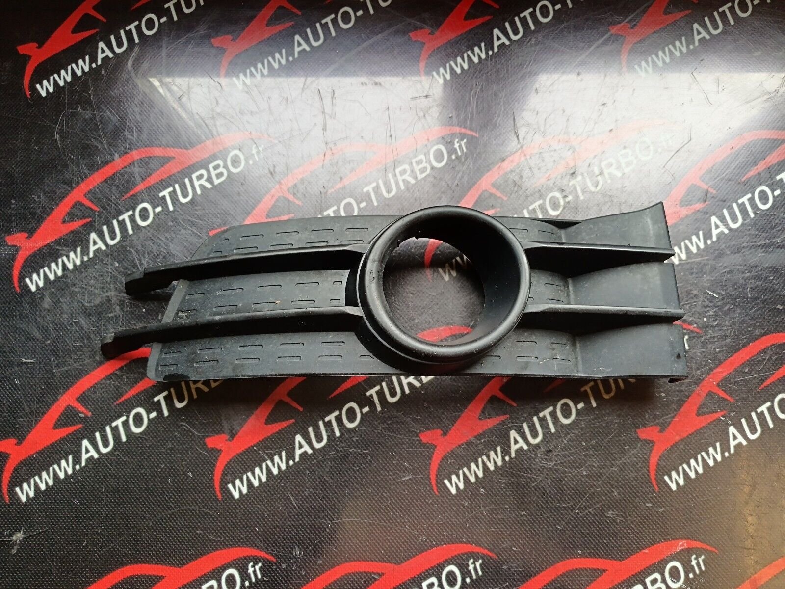 ENJOLIVEUR PARE CHOC AVANT DROIT CITROEN C5 REFERENCE: 9652986877