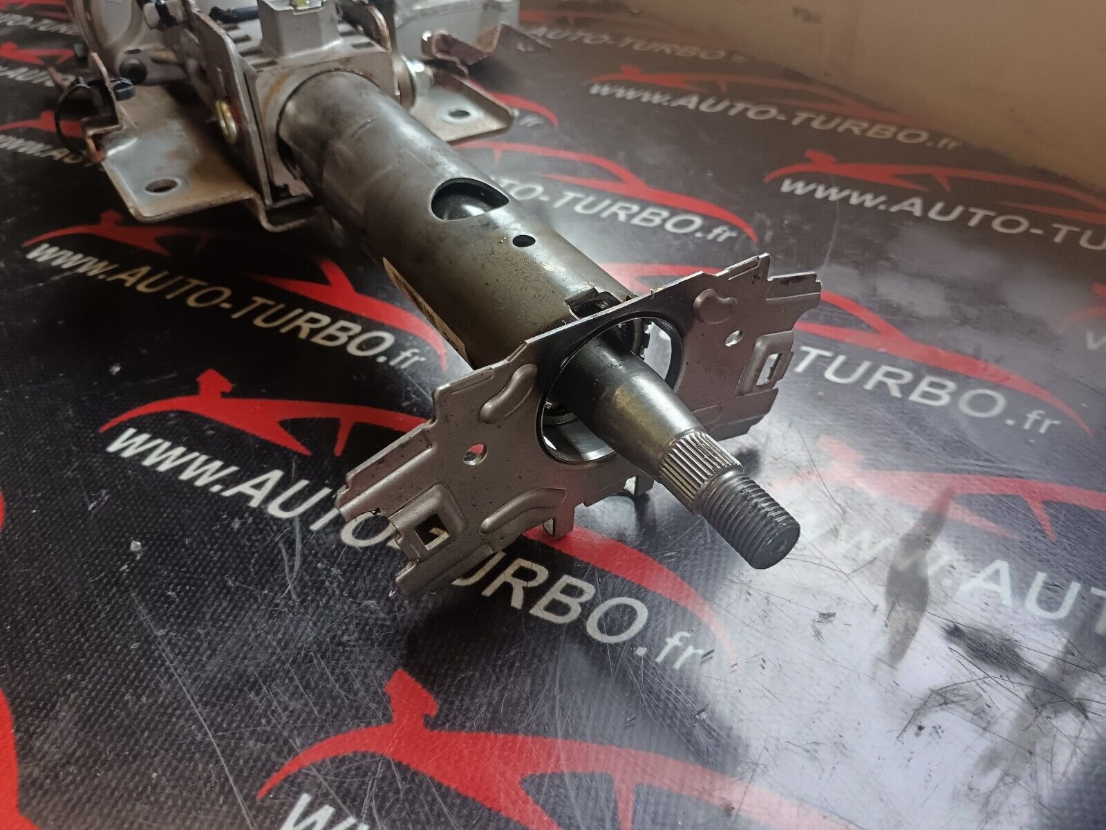 COLONNE DE DIRECTION HYUNDAI i30 1.6CRDI 90CH REFERENCE: 5630021700