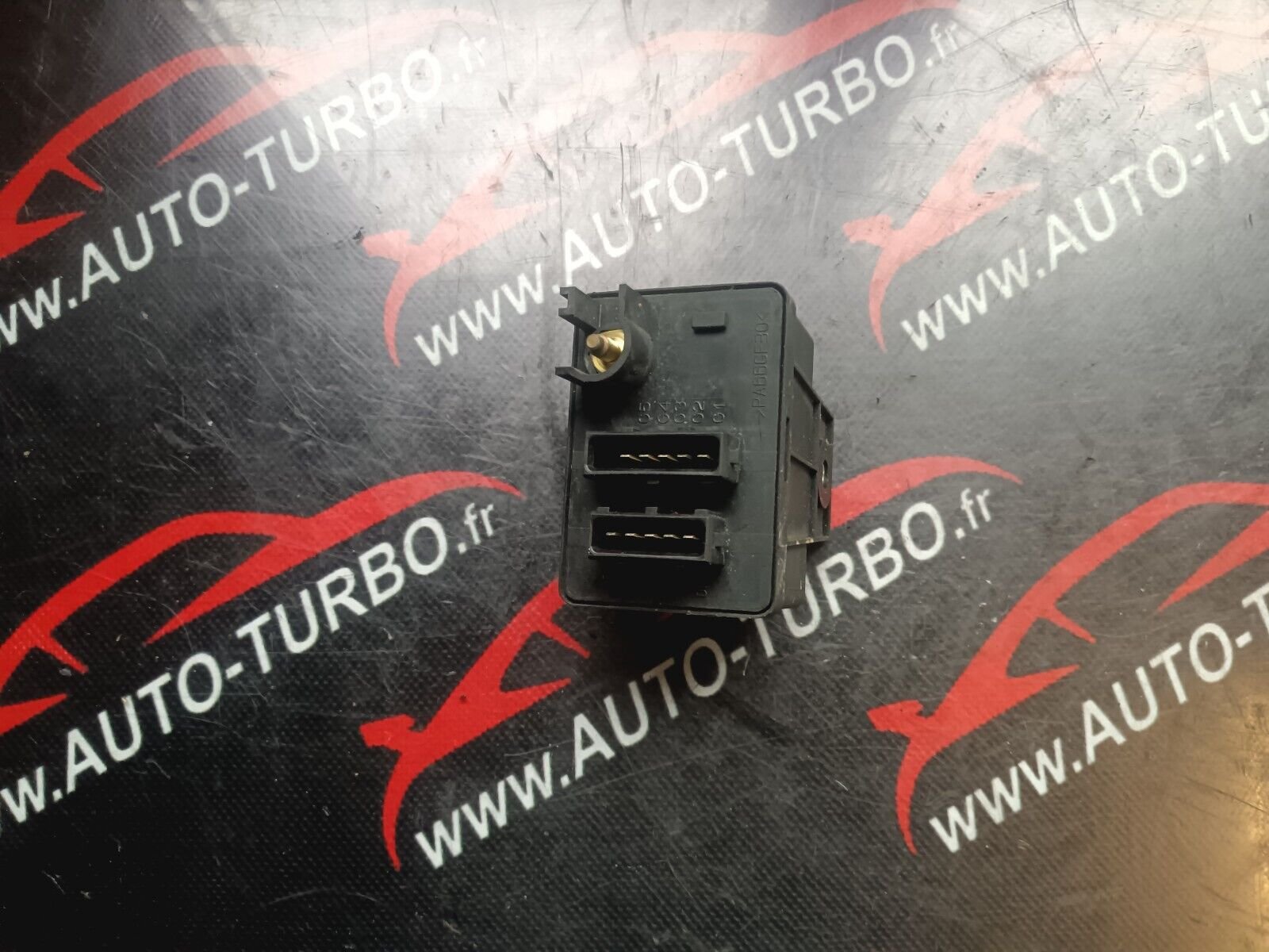 RELAIS DE BOUGIE ALFA ROMEO 159 REFERENCE: 55193073