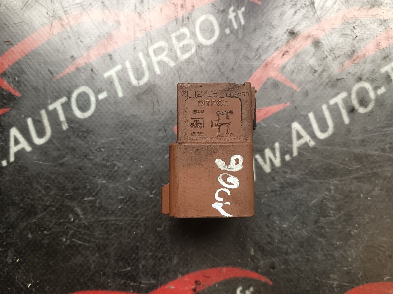 RELAIS OMRON CITROEN C4 1.6VTI 90CH COUPE REFERENCE: 250030
