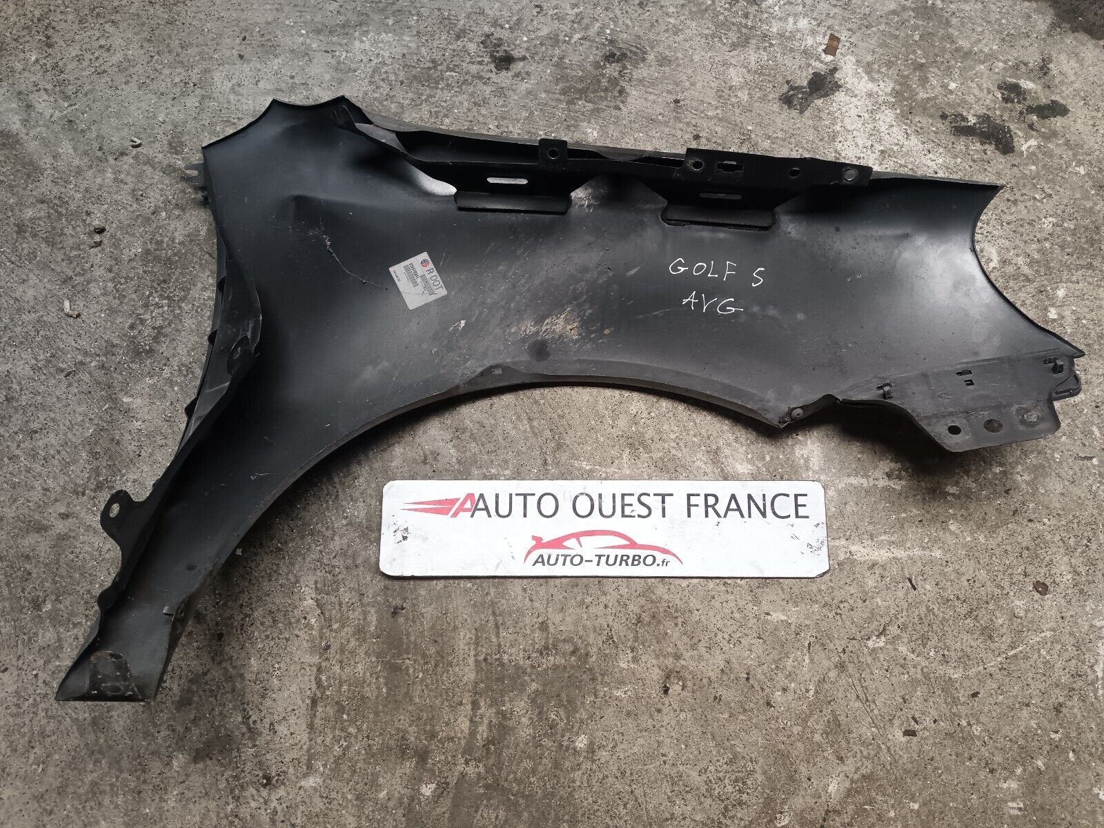 AILE AVANT GAUCHE VOLKSWAGEN GOLF V REFERENCE: 1K6821021A