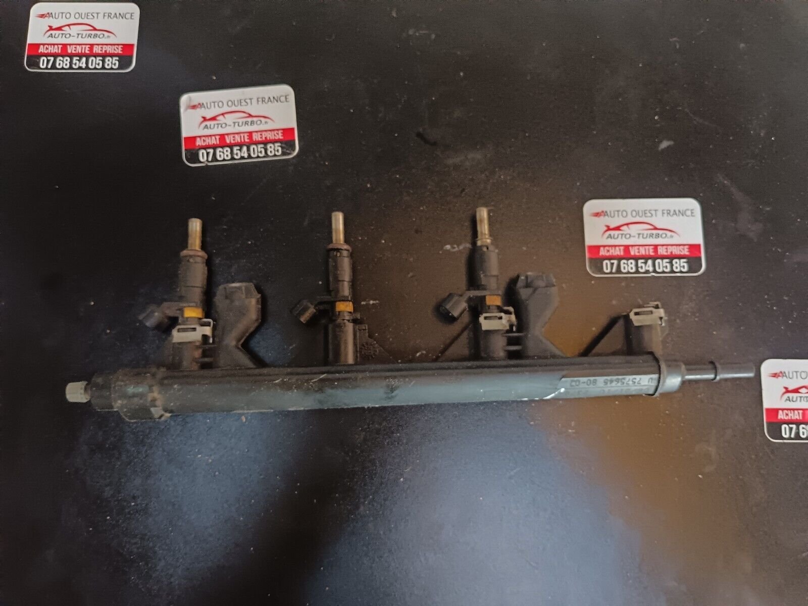 RAMPE INJECTION PEUGEOT 1.4VTI REFERENCE: 757564580