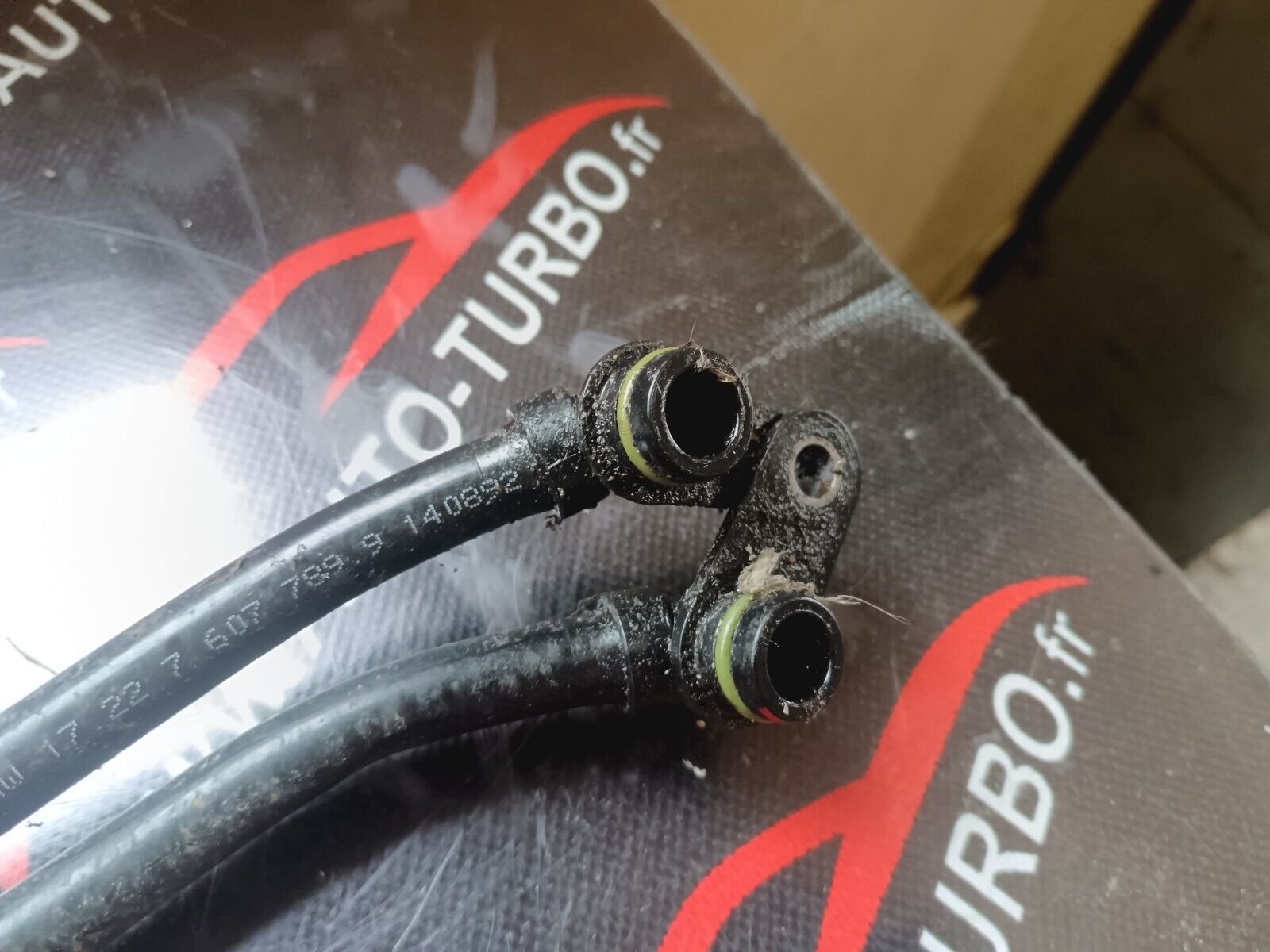 TUYU DURIT BMW 328iGT REFERENCE: 7604981