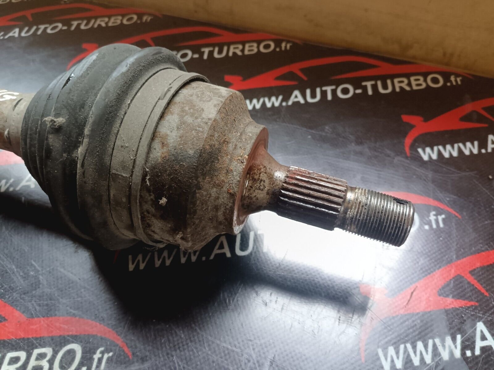 CARDAN AVANT GAUCHE CITROEN C4 PICASSO REFERENCE: 9637117780