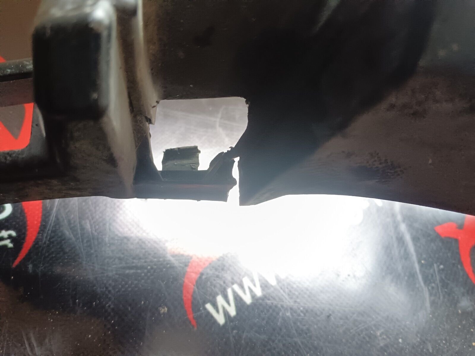 CALANDRE CENTRALE  BMW 328iGT REFERENCE: 7293808