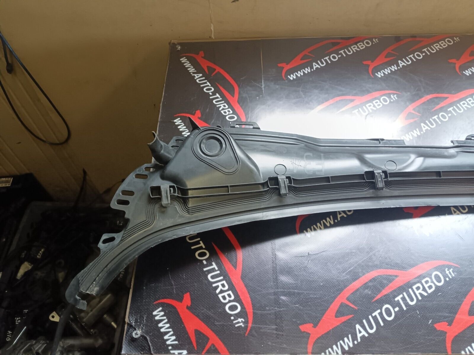 MOULURE  BMW 328iGT REFERENCE: 7285941