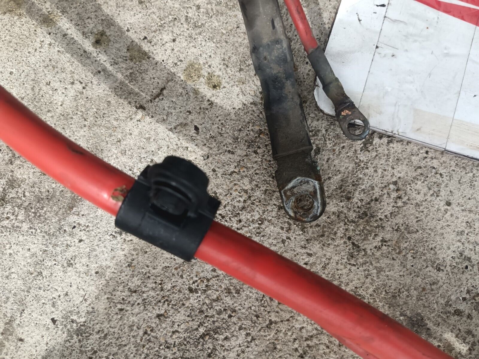 CABLE BATTERIE POSITIF BMW SERIE1 120i REFERENCE:15974510