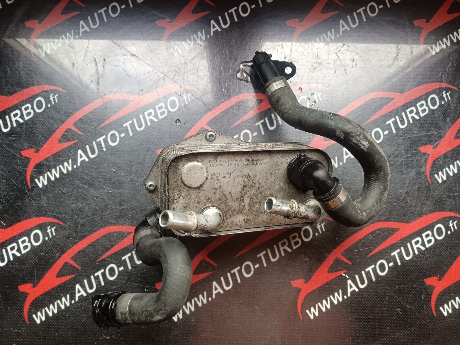 REFROIDISSEUR D'HUILE BMW SERIE 1 E87 120i 150CH REFERENCE: 7529499