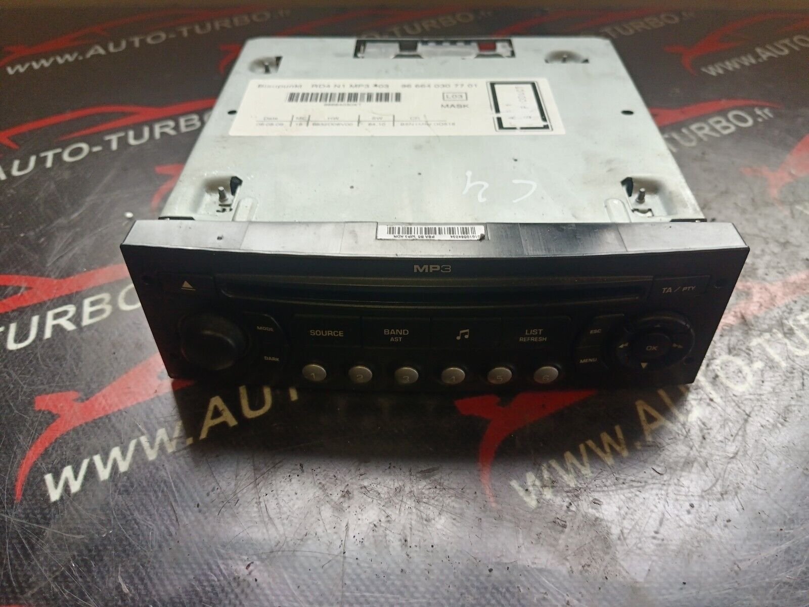 AUTORADIO CITROEN C4 1.6VTI 90CH COUPE REFERENCE: 966640307701