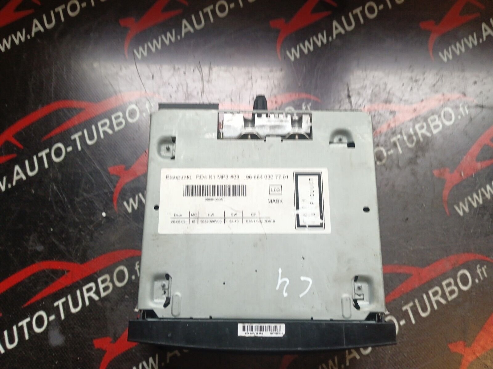 AUTORADIO CITROEN C4 1.6VTI 90CH COUPE REFERENCE: 966640307701