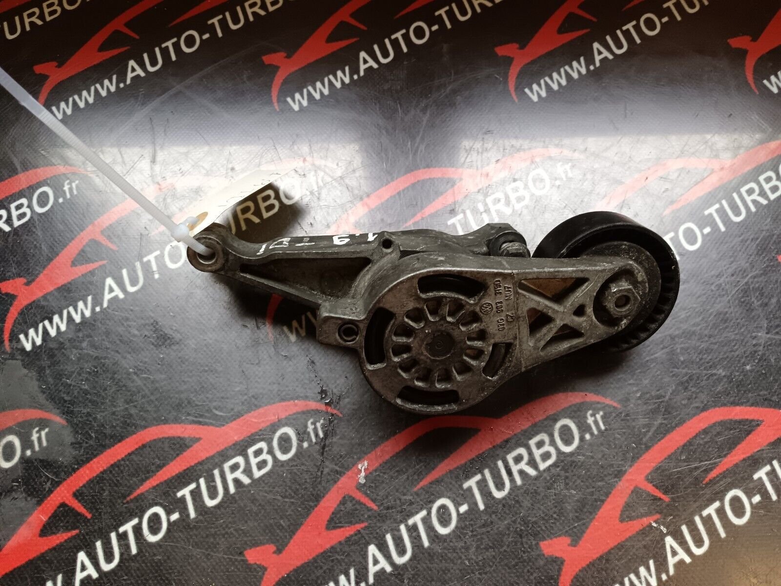 GALET TENDEUR 1.9TDI REFERENCE: 03G903315