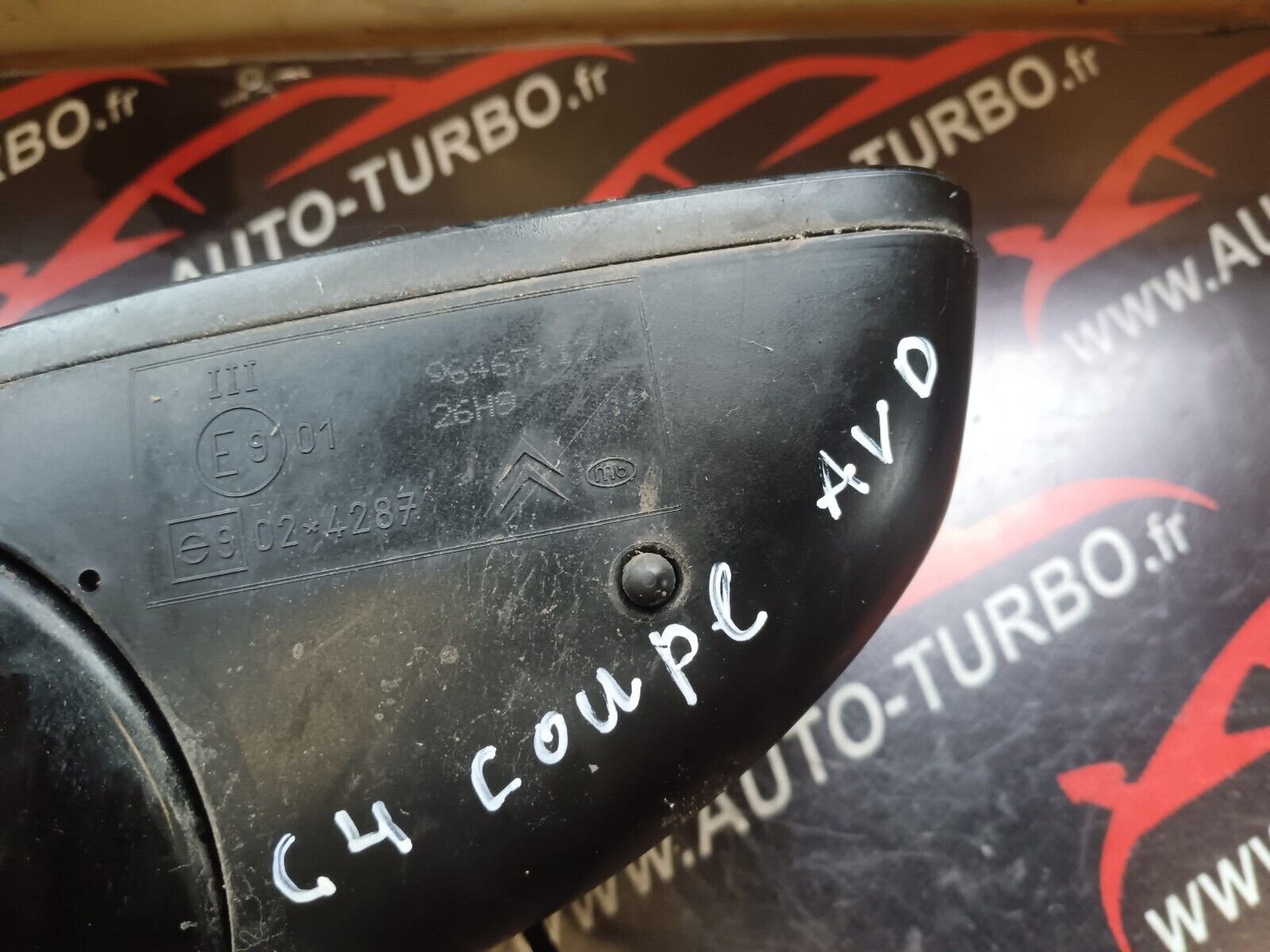 RETROVISEUR DROIT CITROEN C4 1.6VTI 90CH COUPE REFERENCE: 96467112