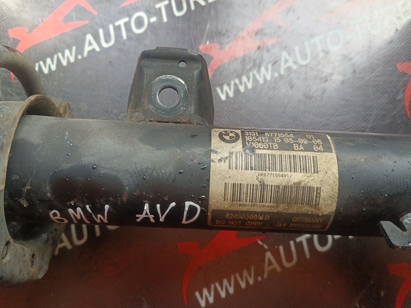 AMORTISSEUR JAMBE AVANT DROIT BMW SERIE 1 E87 120i 150CH REFERENCE: 6771554