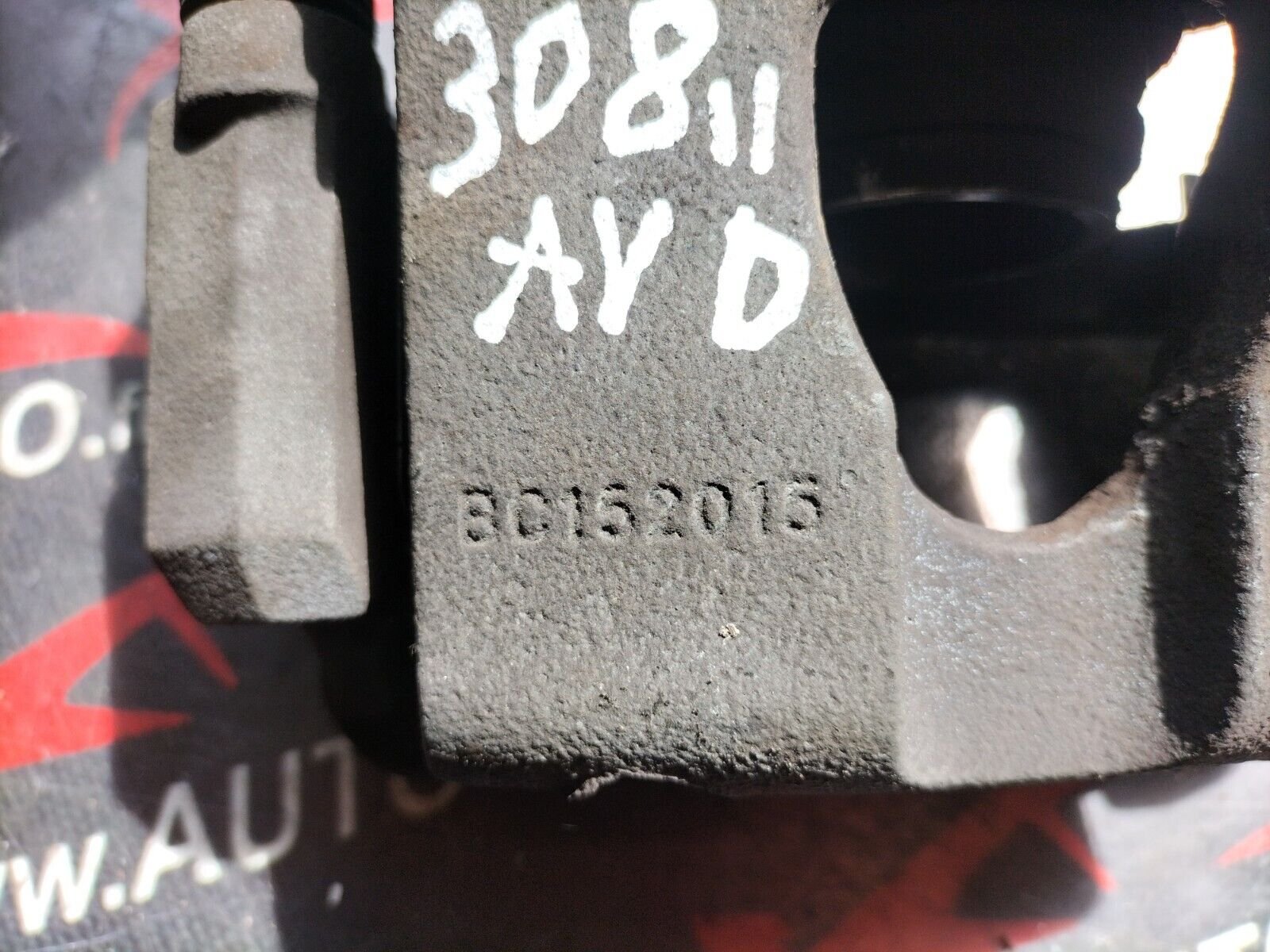 ETRIERE DE FREIN AVANT DROITE  PEUGEOT  308 II 1.2 eTHP PURTECH