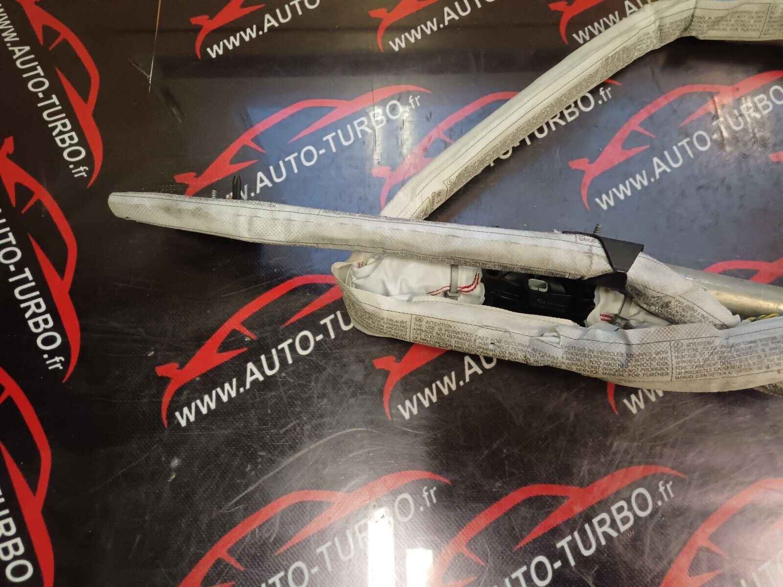 AIRBAG RIDEAU LATERAL AVANT GAUCHE BMW SERIE1 REFERENCE: 30355249