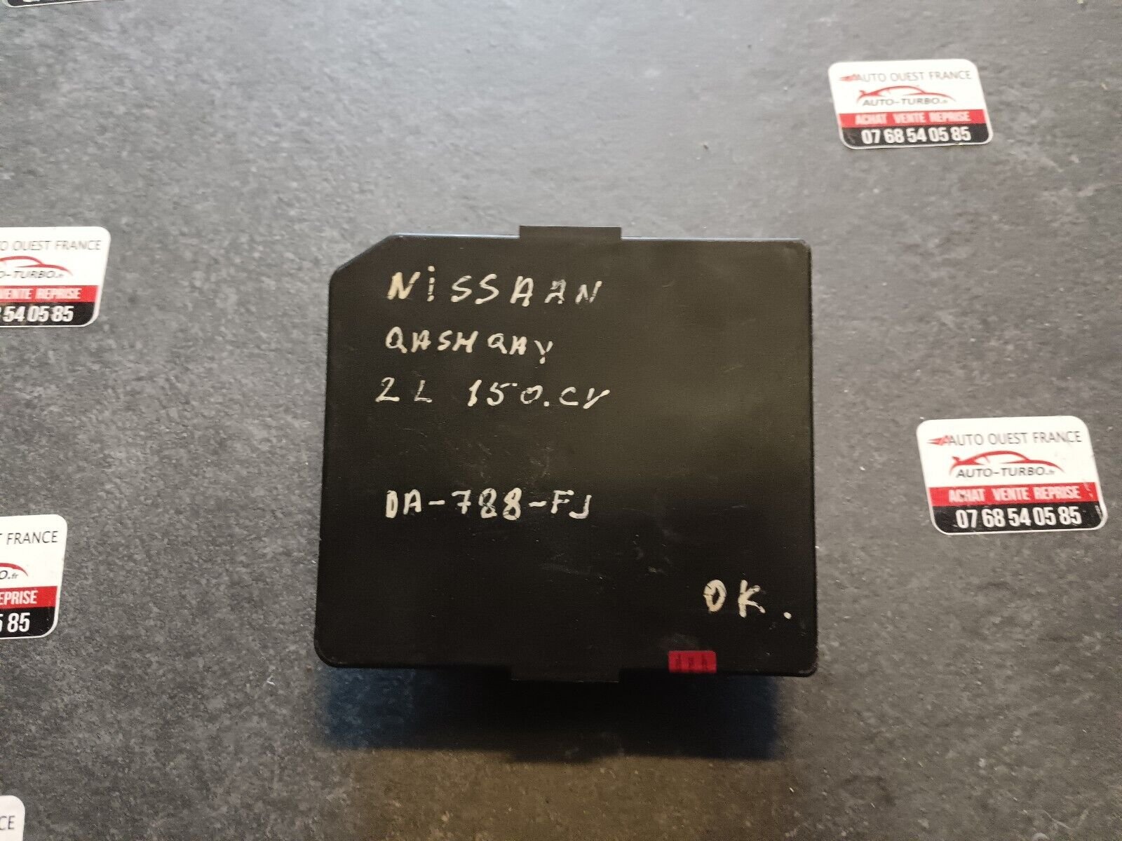 BOITE A FUSIBLE NISSAN QASHQAI REFERENCE 519228324