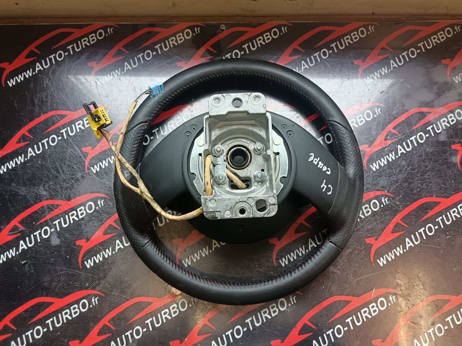 VOLANT CITROEN C4 COUPE REFERENCE: 96823702KN