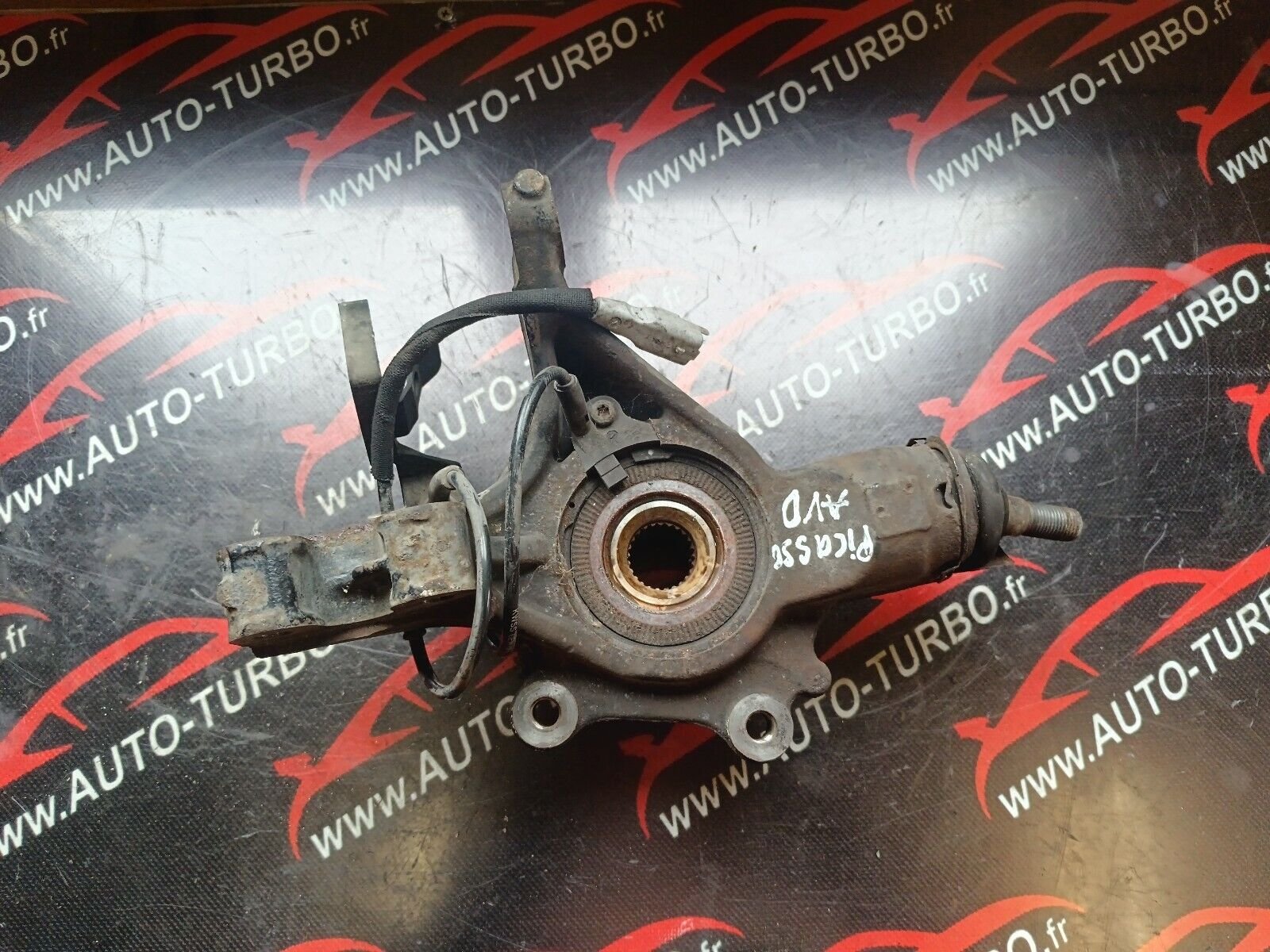 FUSSEE AVANT DROIT CITROEN C4 PICASSO