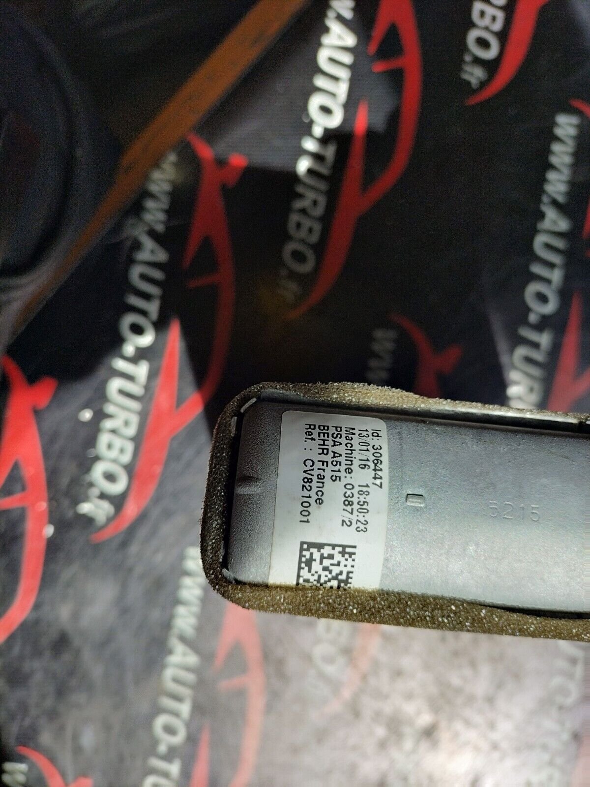 RADIATEUR DE CHAUFFAGE PEUGEOT  308 II CV821001