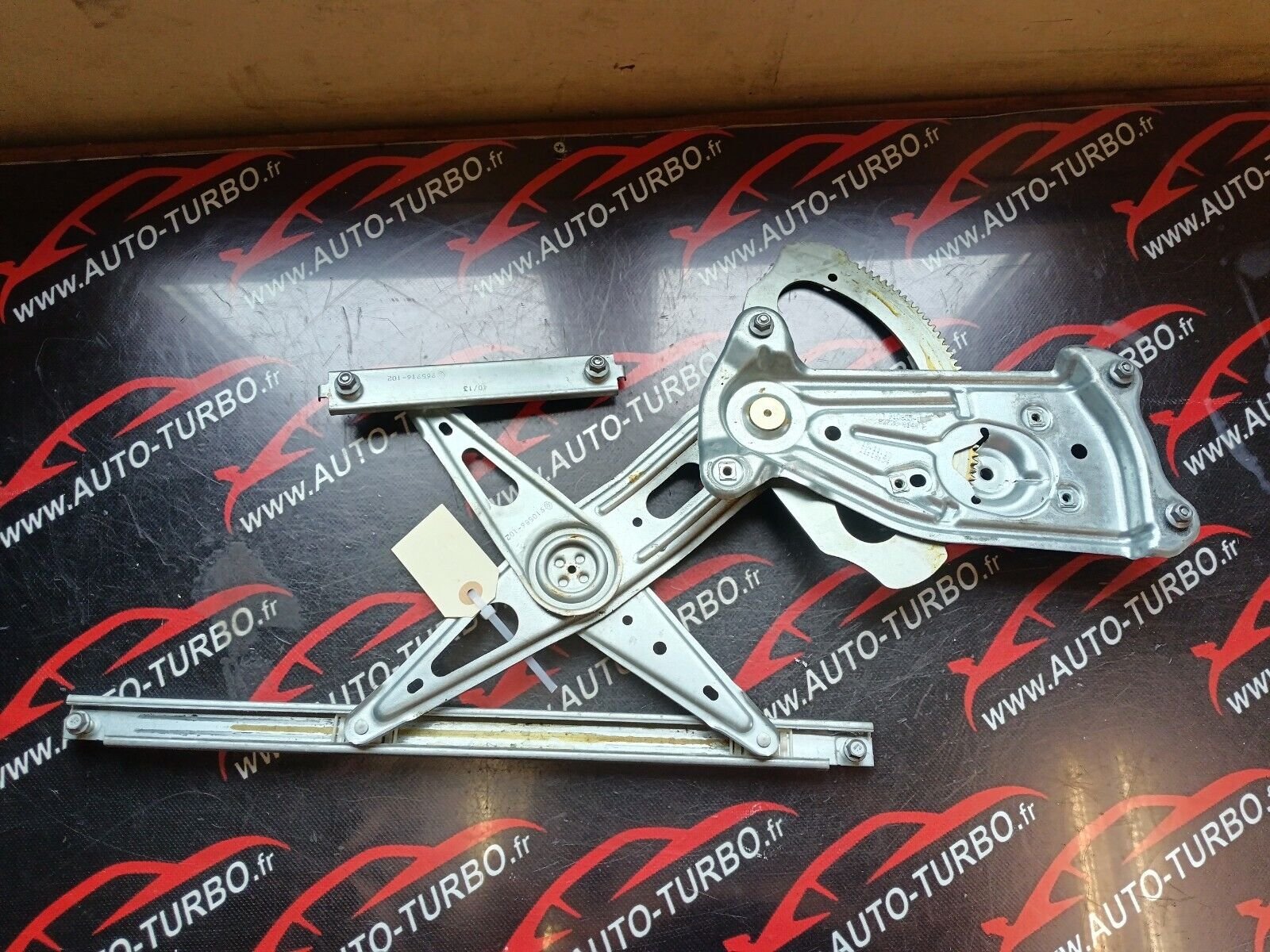 MECHANISME LEVE VITRE ARRIERE DROIT SCENIC 3 REFERENCE: 910585103