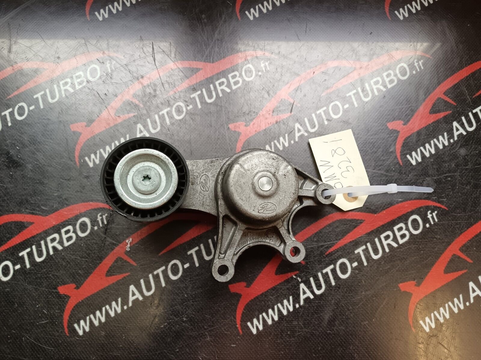 GALET TENDEUR COURROIE BMW 328i GT