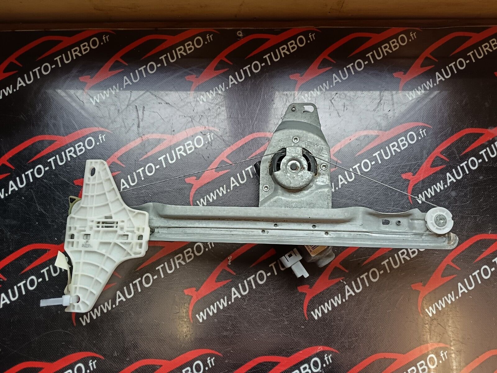 MECHANISME LEVE VITRE ARRIERE DROIT CITROEN C4 PICASSO REFERENCE: 401786