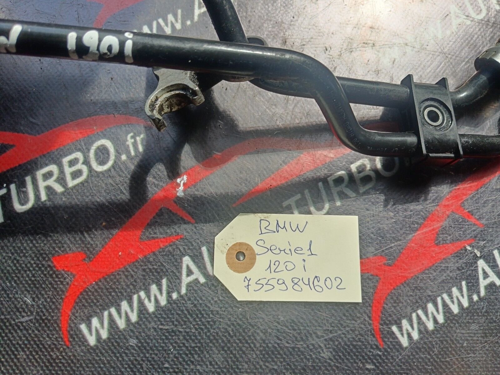 TUYAU BMW SERIE 1 120i REFERENCE: 7559846