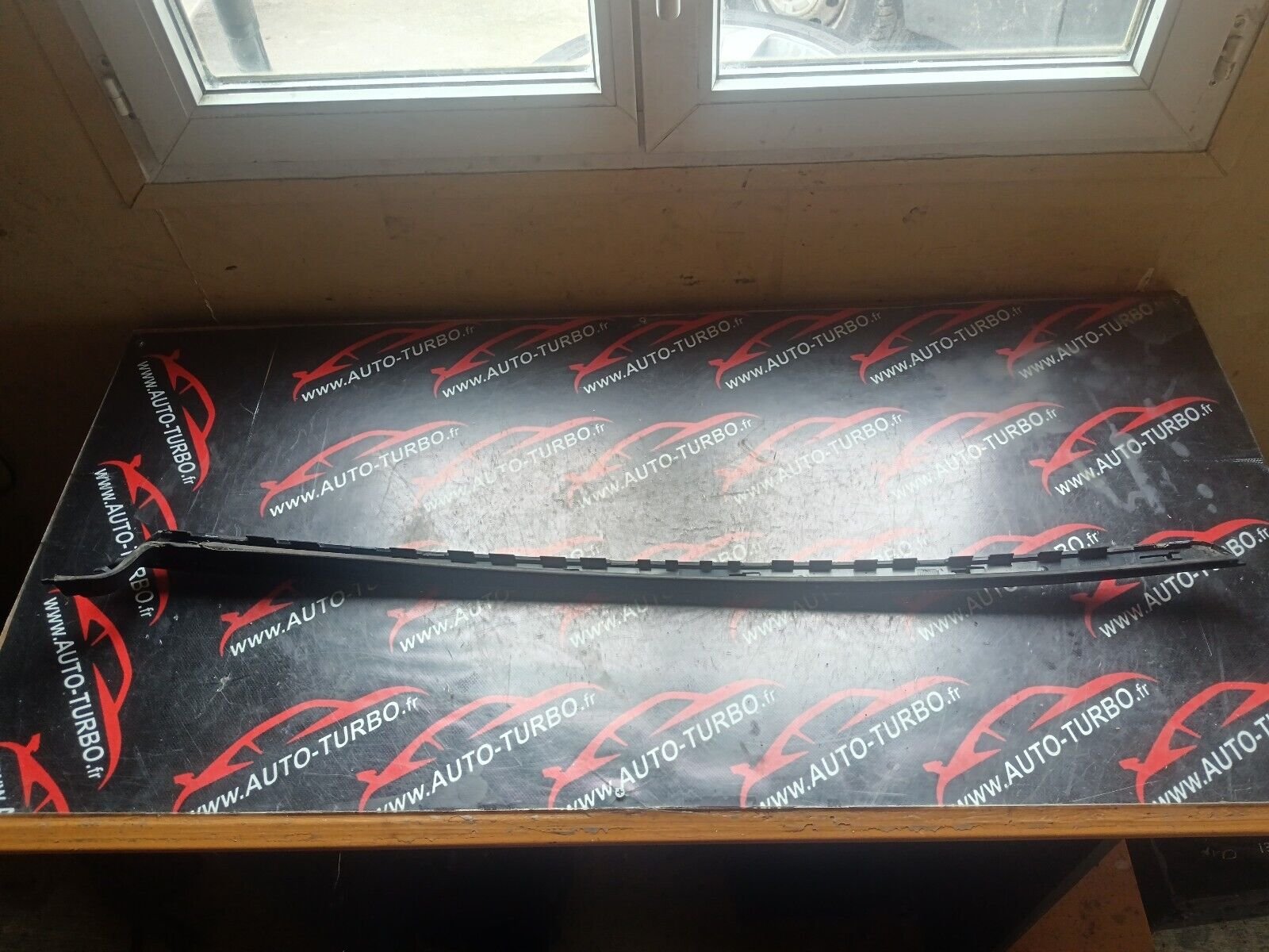 MOULURE GAUCHE CITROEN C4 1.6VTI 90CH COUPE