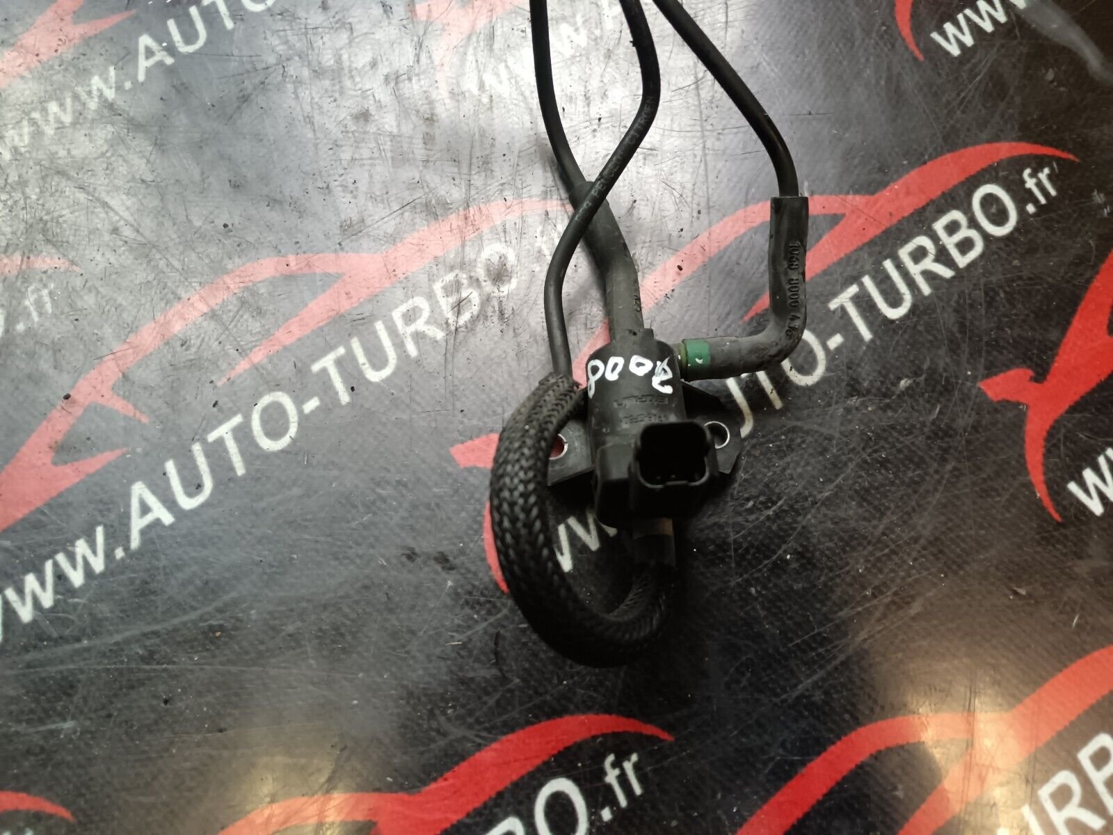 TUYAU CONDUIT  PEUGEOT 2008 1.6eHDI