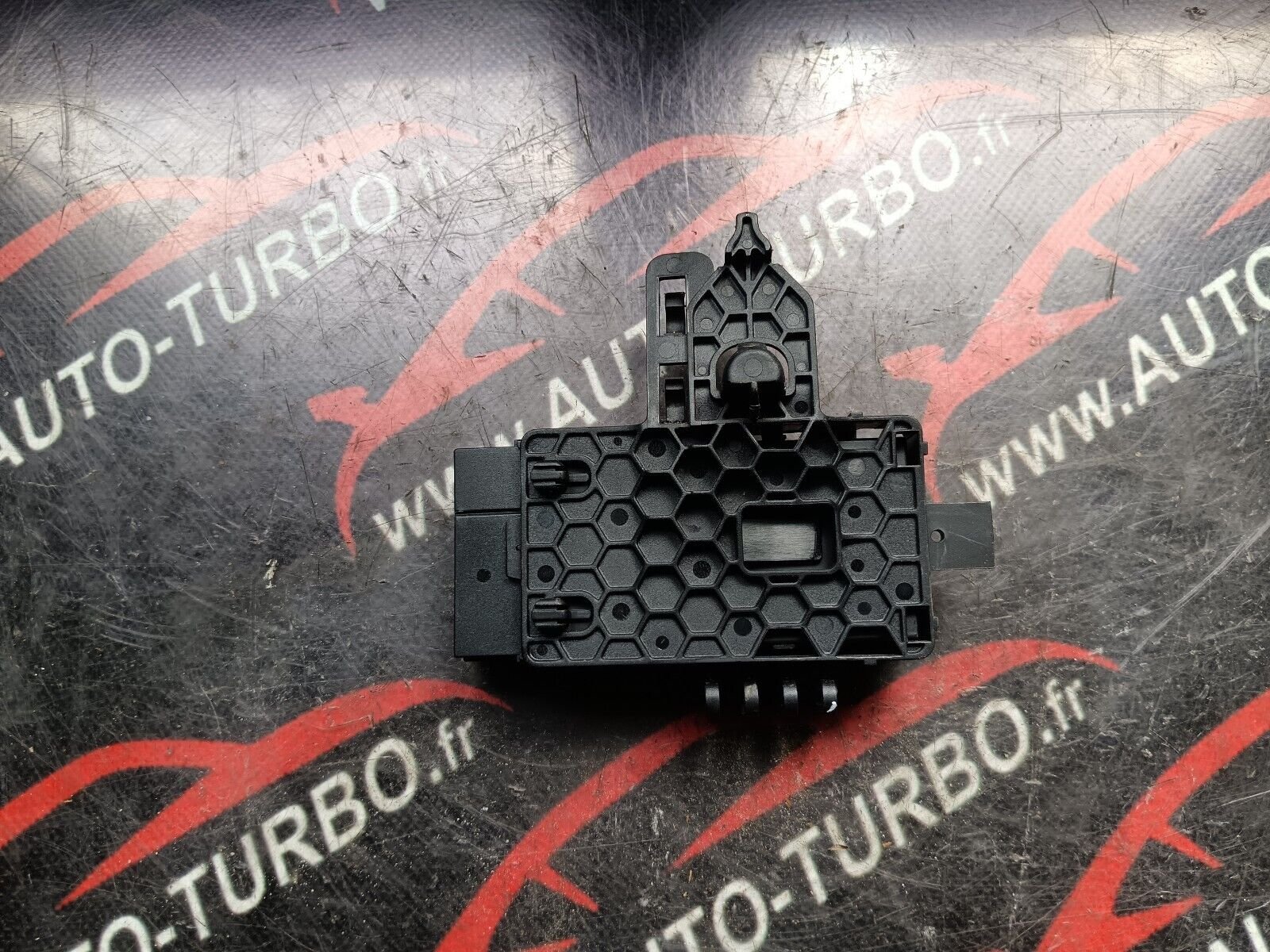 MODULE ELECTRONIQUE BMW 328i GT F34 REFERENCE: 921646802