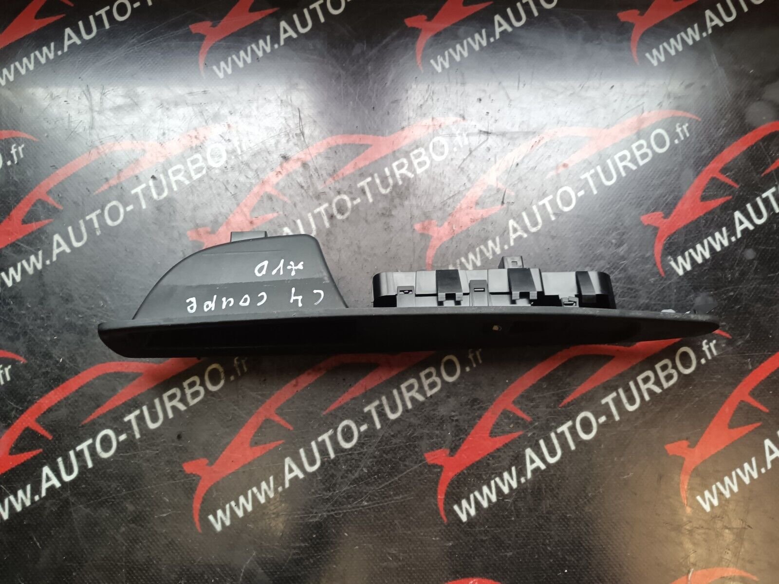 COMMANDE LEVE VITRE AVANT DROIT CITROEN C4 1.6VTI 90CH COUPE