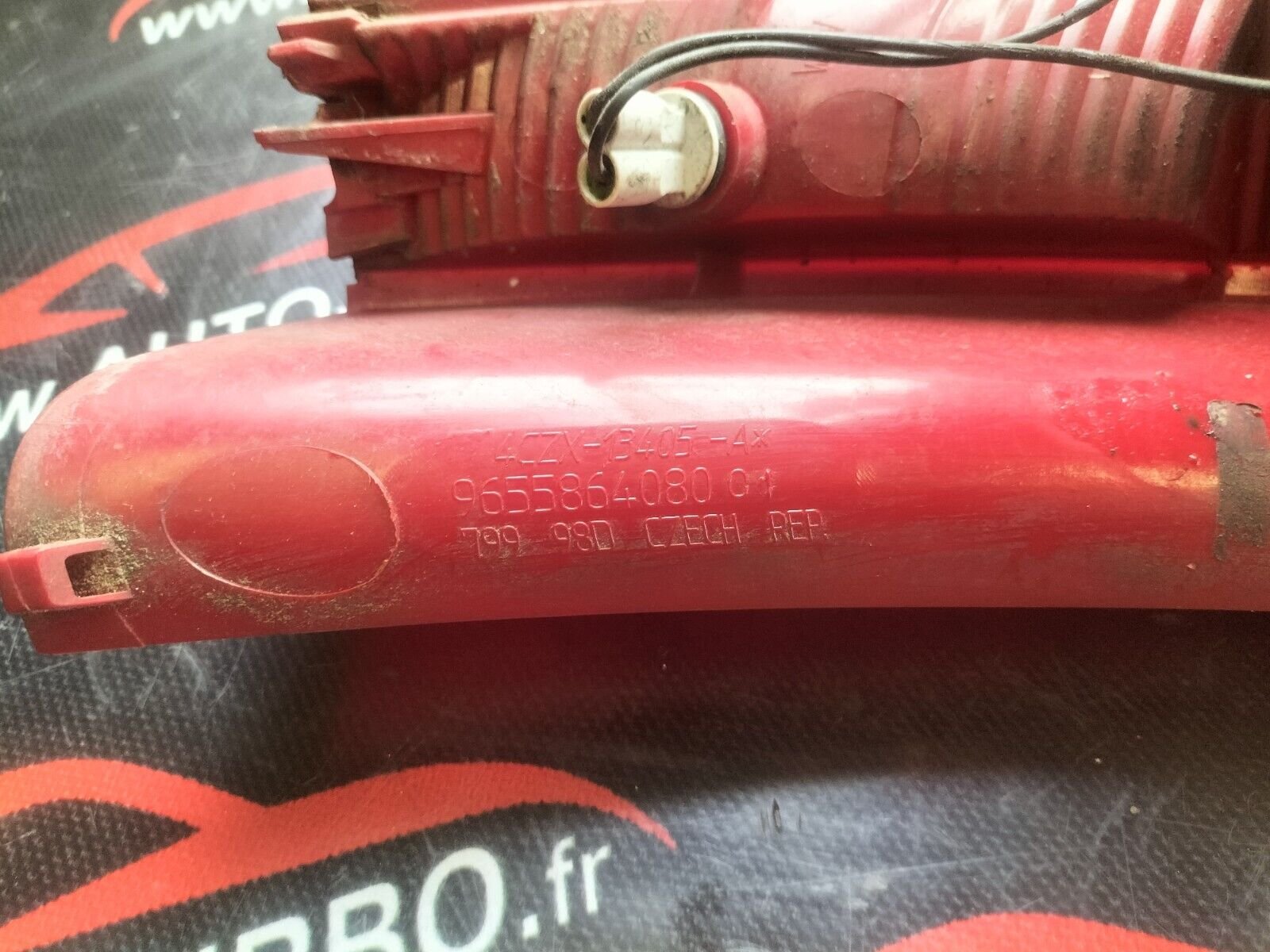 FEU ARRIERE GAUCHE CITROEN C4 PHASE 1 9655864080