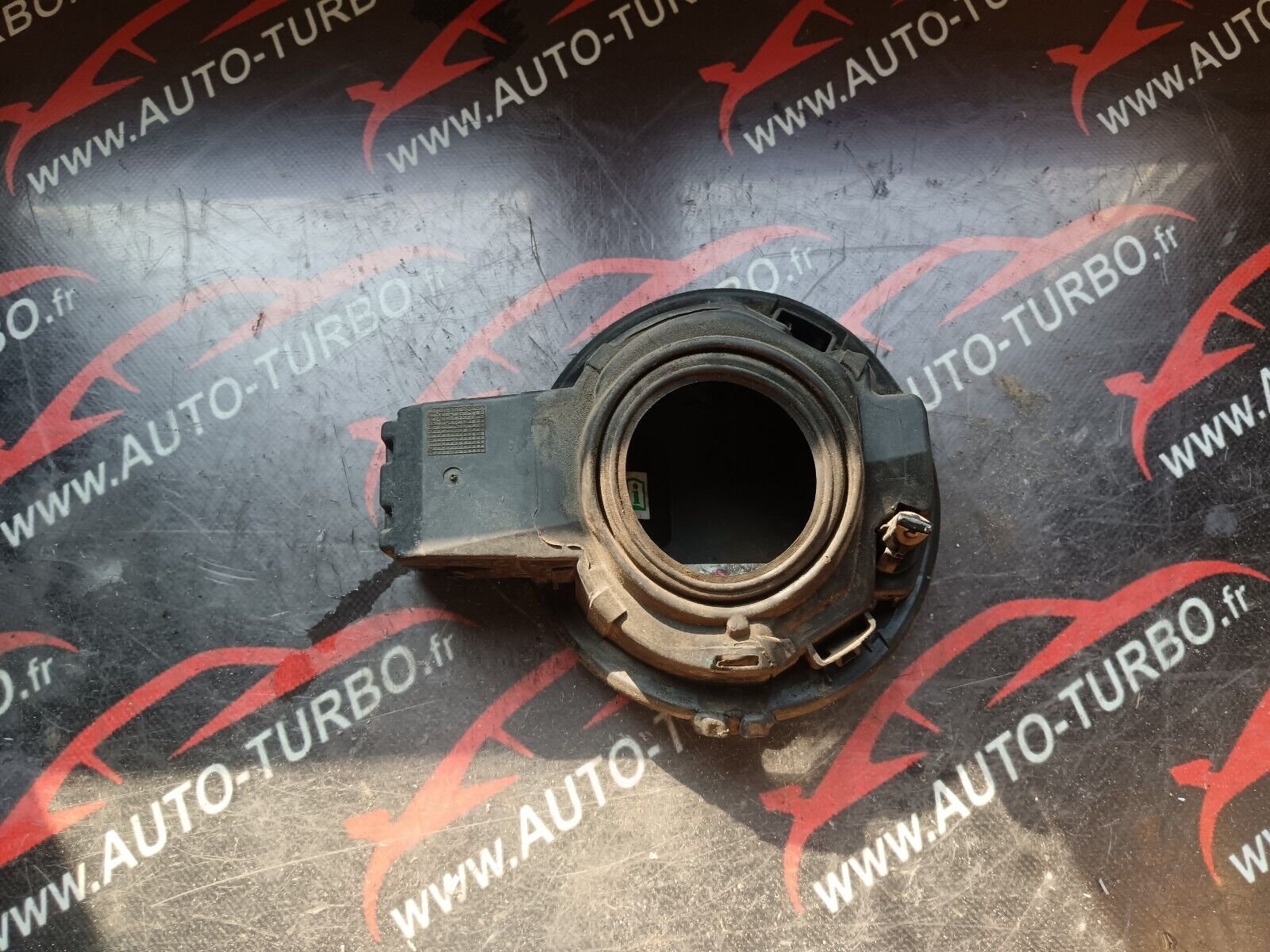 TRAPPE  CARBURANT PEUGEOT 308II