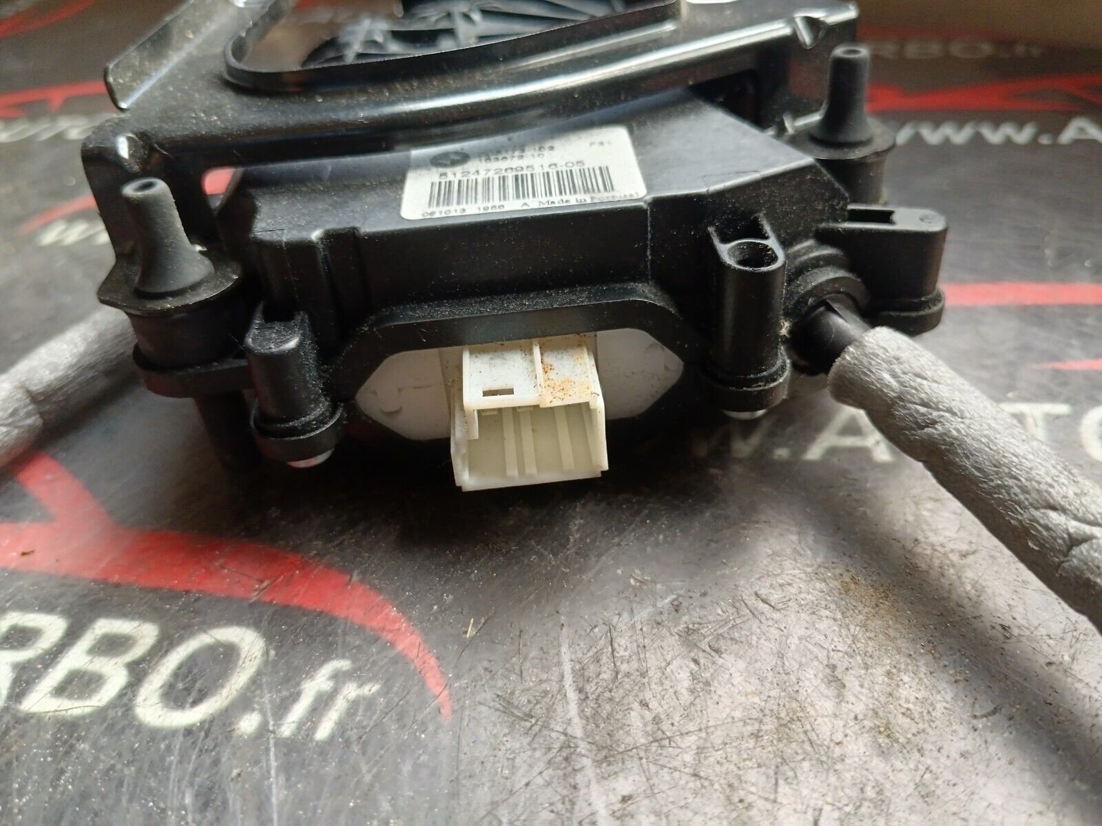 MODULE ELECTRONIQUE VERROUYAGE HAYON BMW 328i GT F34 REFERENCE: 7269516