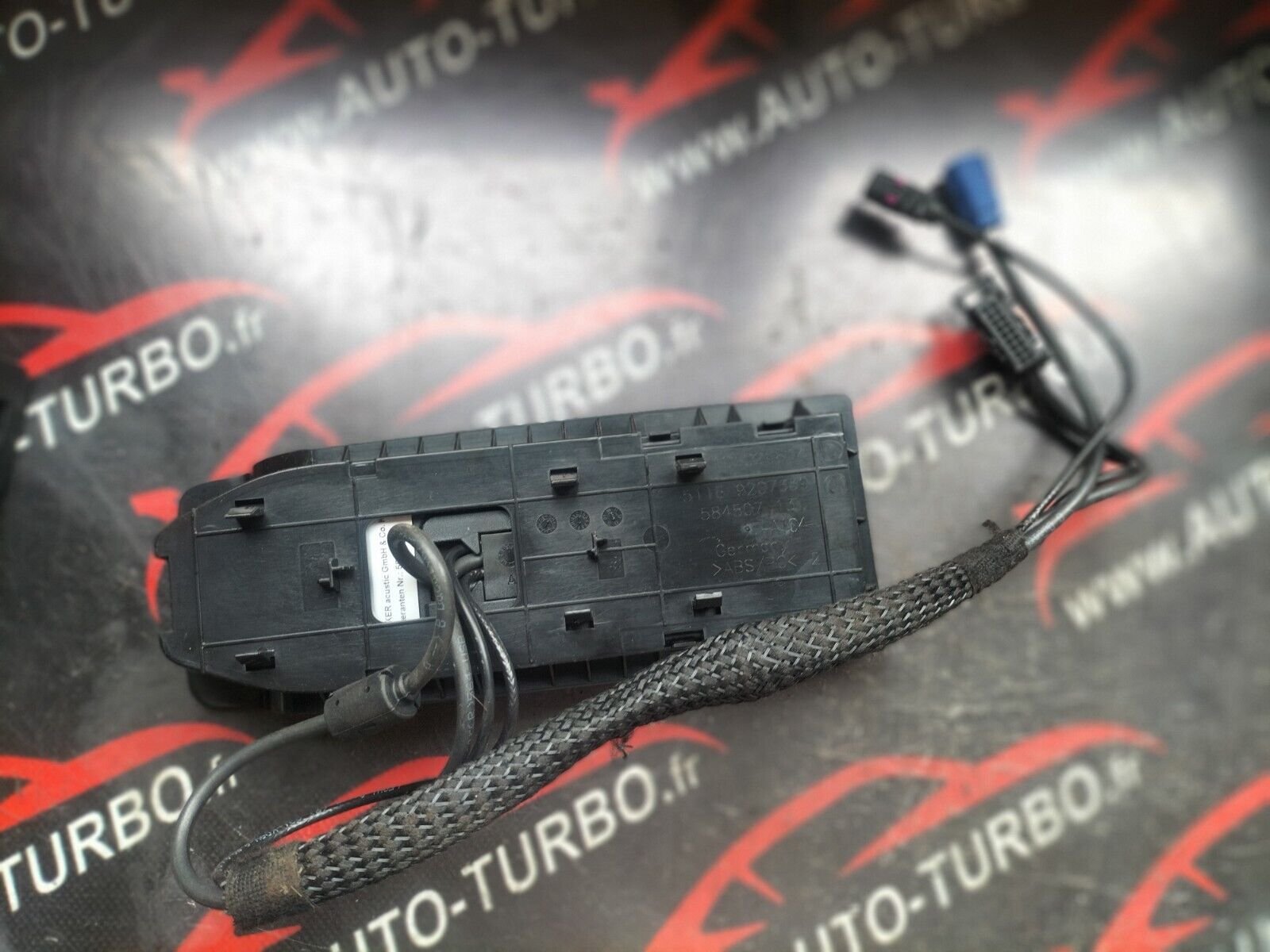 SUPPORT CHARGEUR DE TELEPHONE  BMW F34 9207339