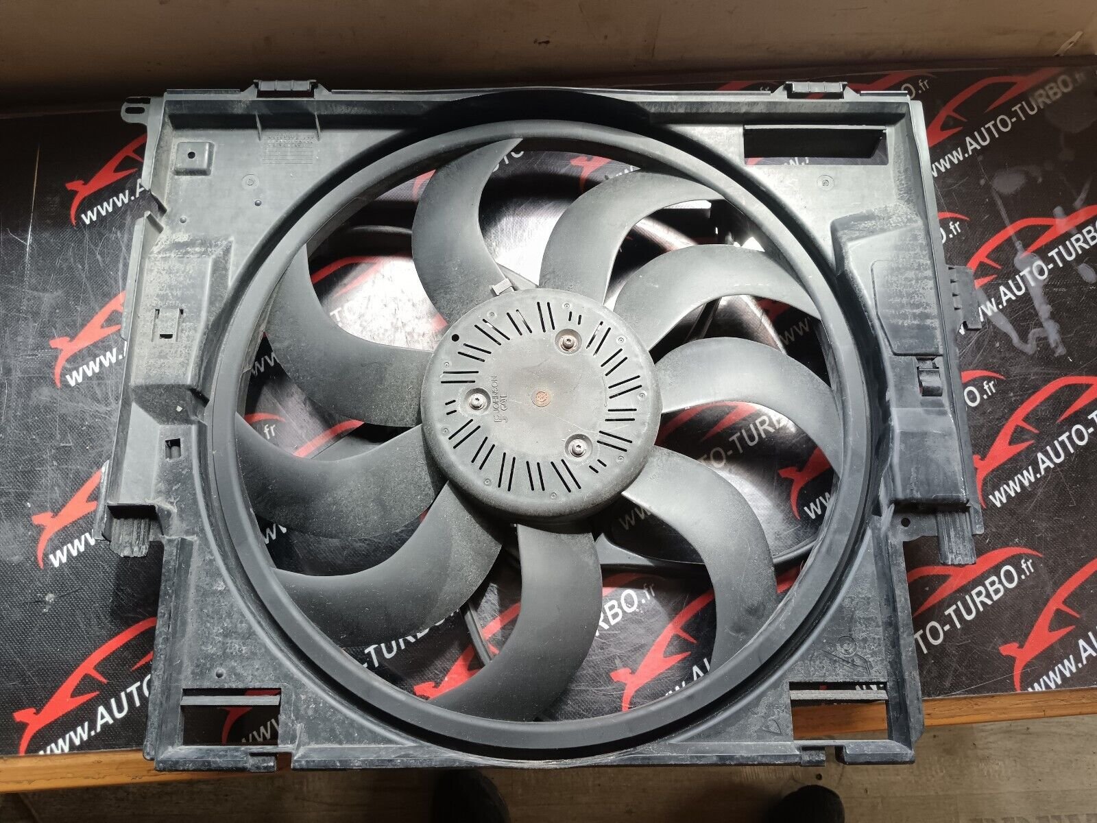 VENTILATEUR REFROIDISSEMENT BMW 328i GT F34 REFERENCE: 7608408