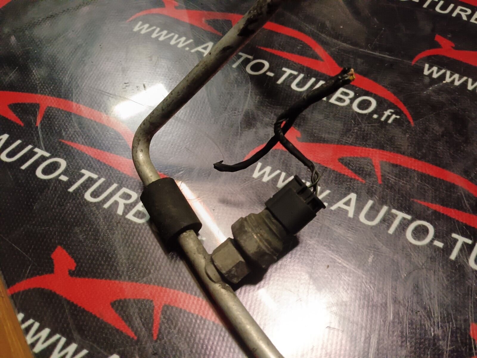 TUYAUX DE CLIMATISATION BMW SERIE 1 REFERENCE: 9151737