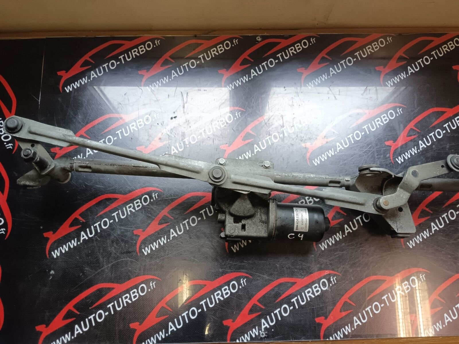 MOTEUR ESSUIE GLACE AVANT CITROEN C4 PHASE 1  REF 404638