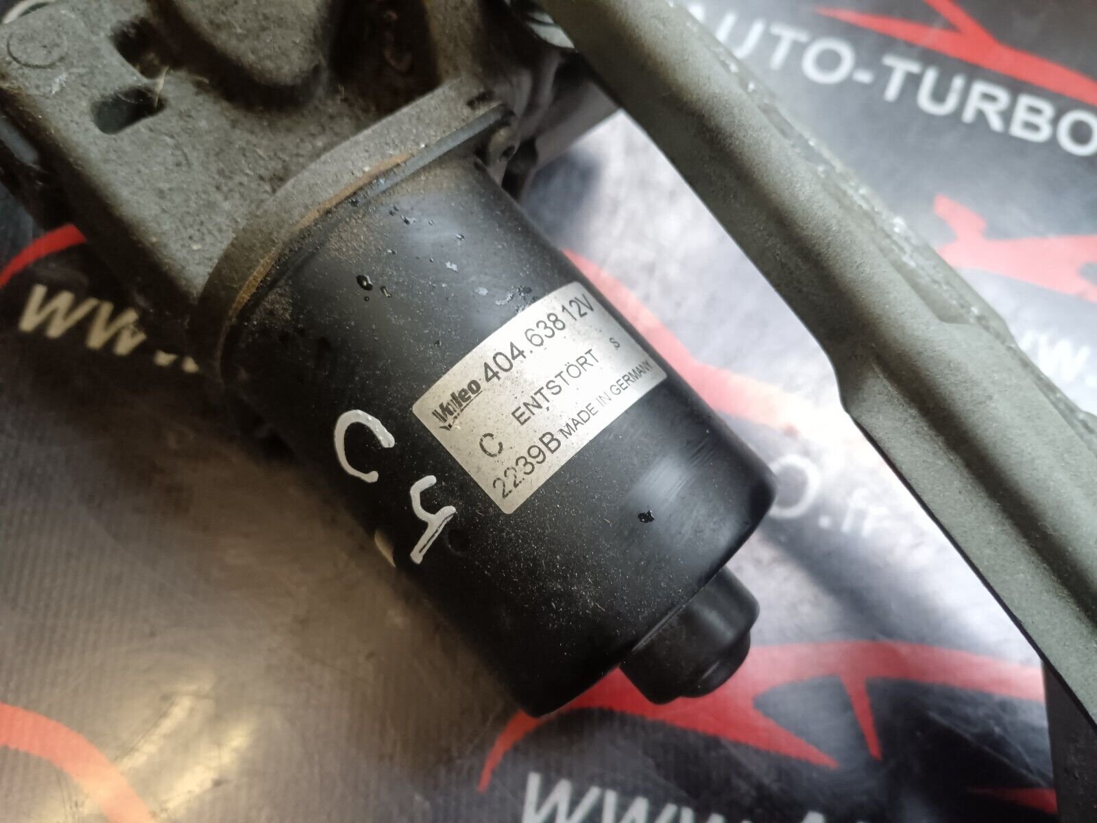 MOTEUR ESSUIE GLACE AVANT CITROEN C4 PHASE 1  REF 404638