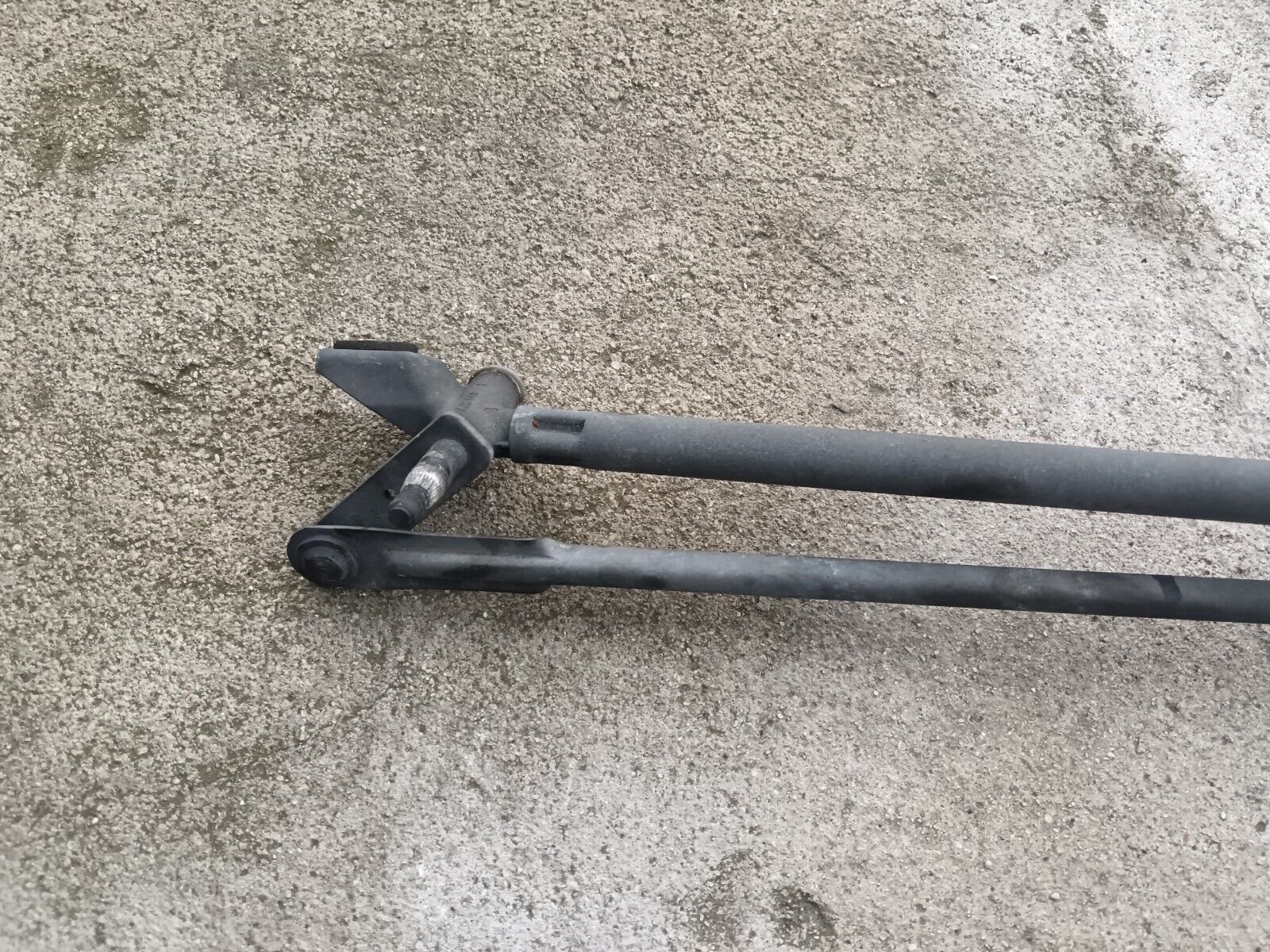 MOTEUR ESSUIE GLACE CITROEN C4 1.6VTI 90CH REFERENCE: 404638