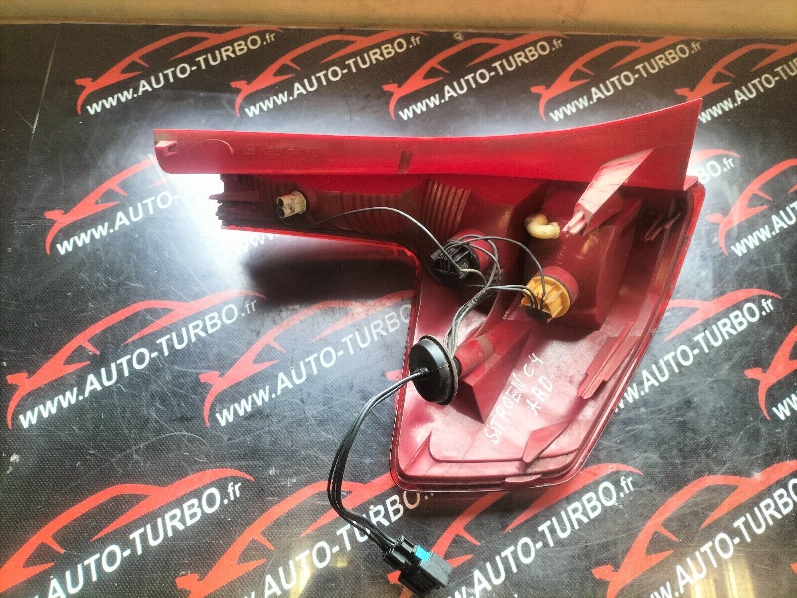 FEU ARRIERE DROITE  CITROEN C4 PHASE 1 9655863980