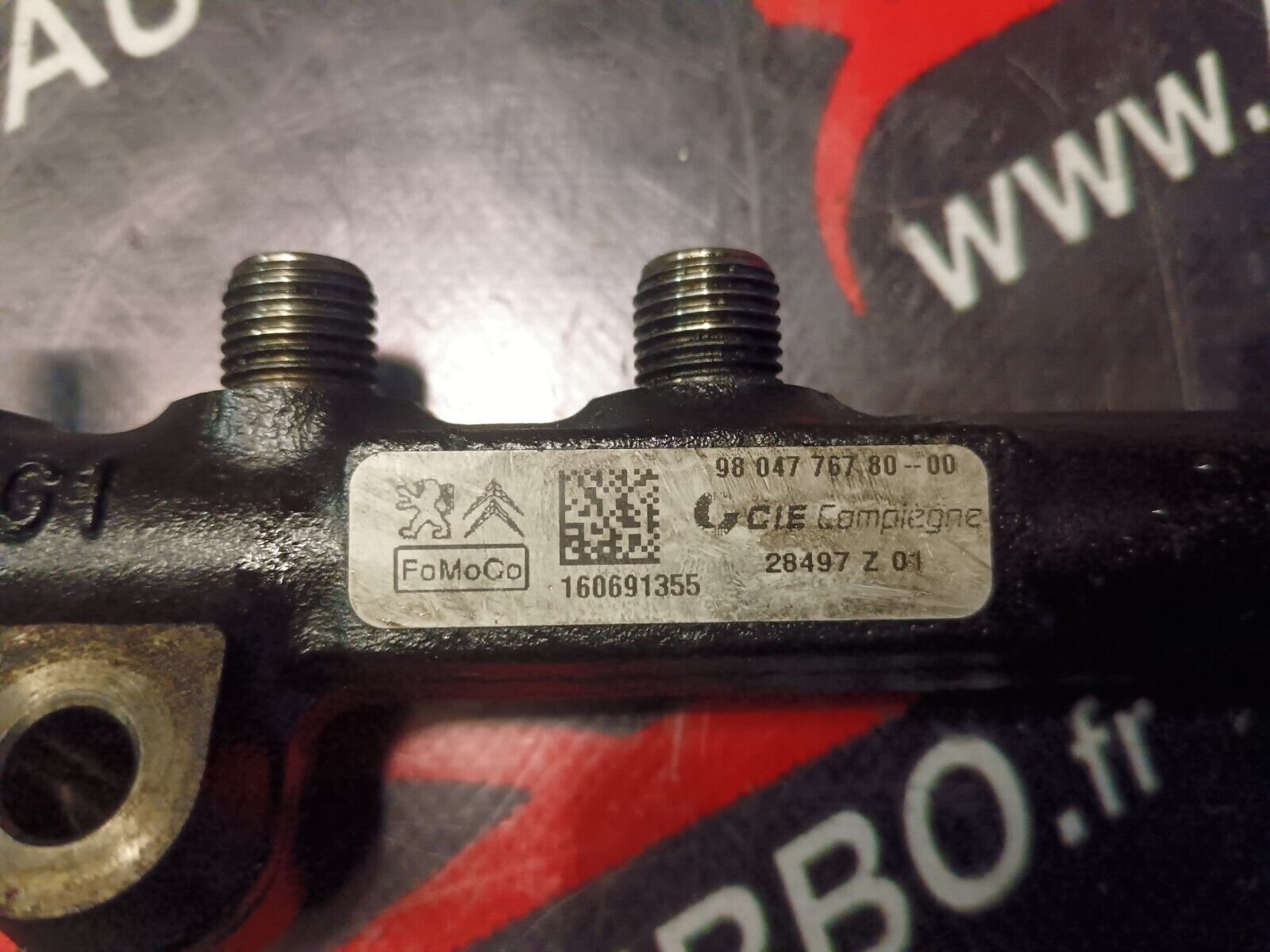 RAMPE D'INJECTION 1.6HDI 100CH REFERENCE: 98047767