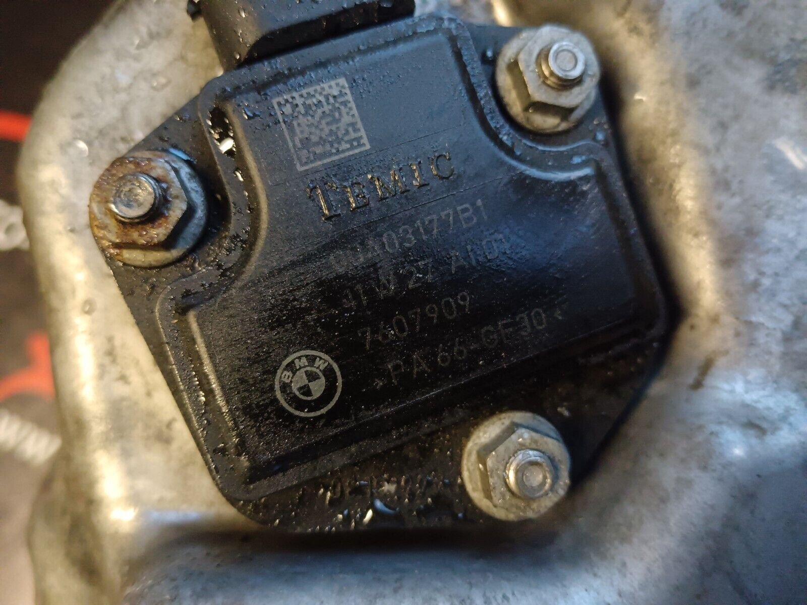 CARTER MOTEUR SUPERIEUR BMW SERIE 5 DIESEL REFERENCE: 13992010