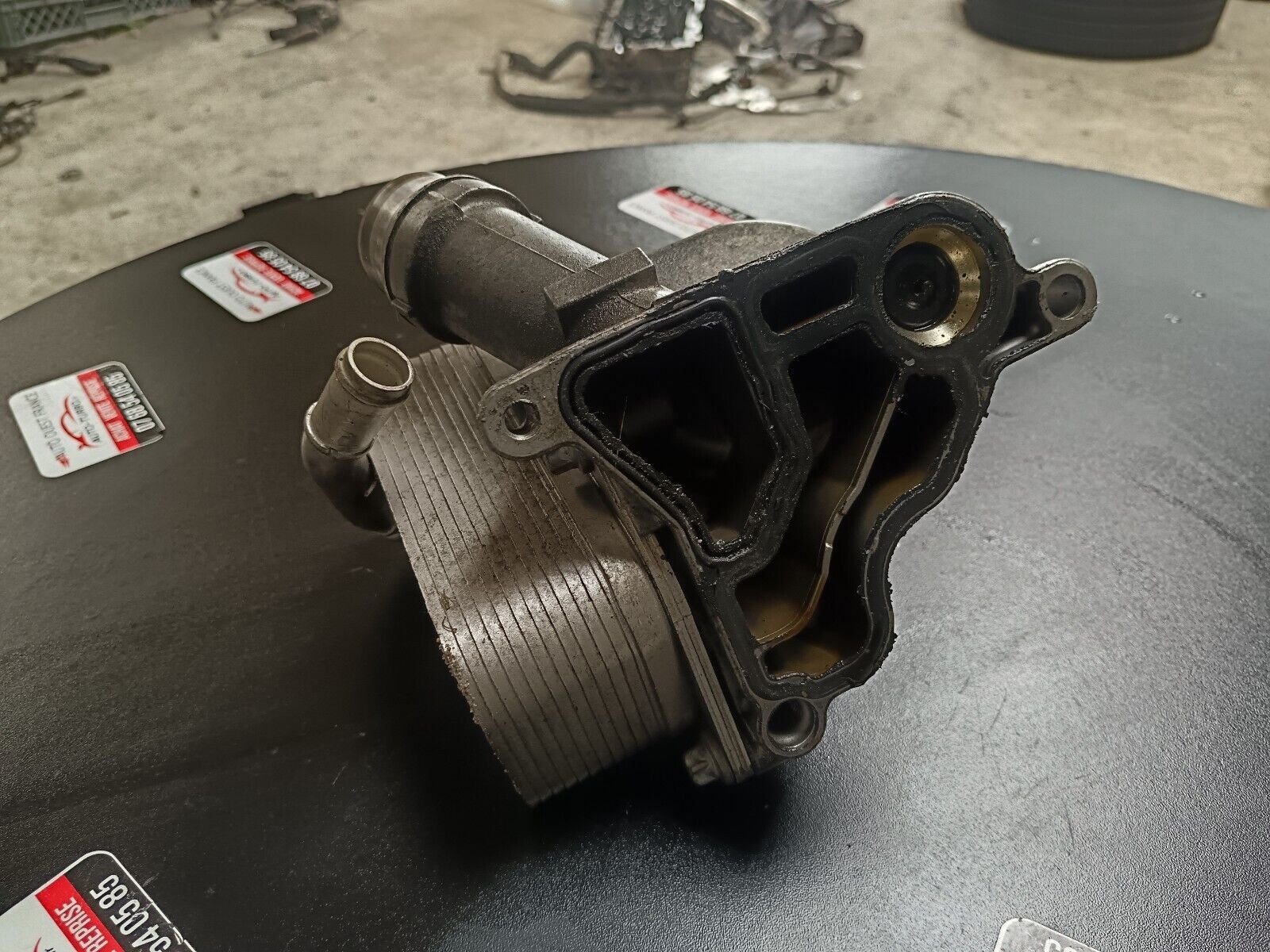 REFROIDISSEUR FILTRE A HUILE BMW 318i GT REFERENCE:7516383