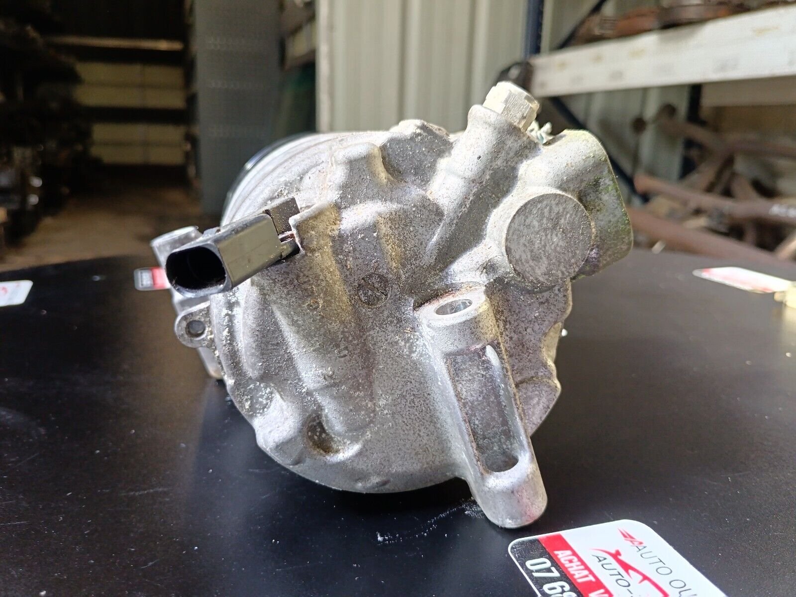 COMPRESSEUR DE CLIMATISATIONAUDI A4 2.0TDI REFERENCE: 4M0820803