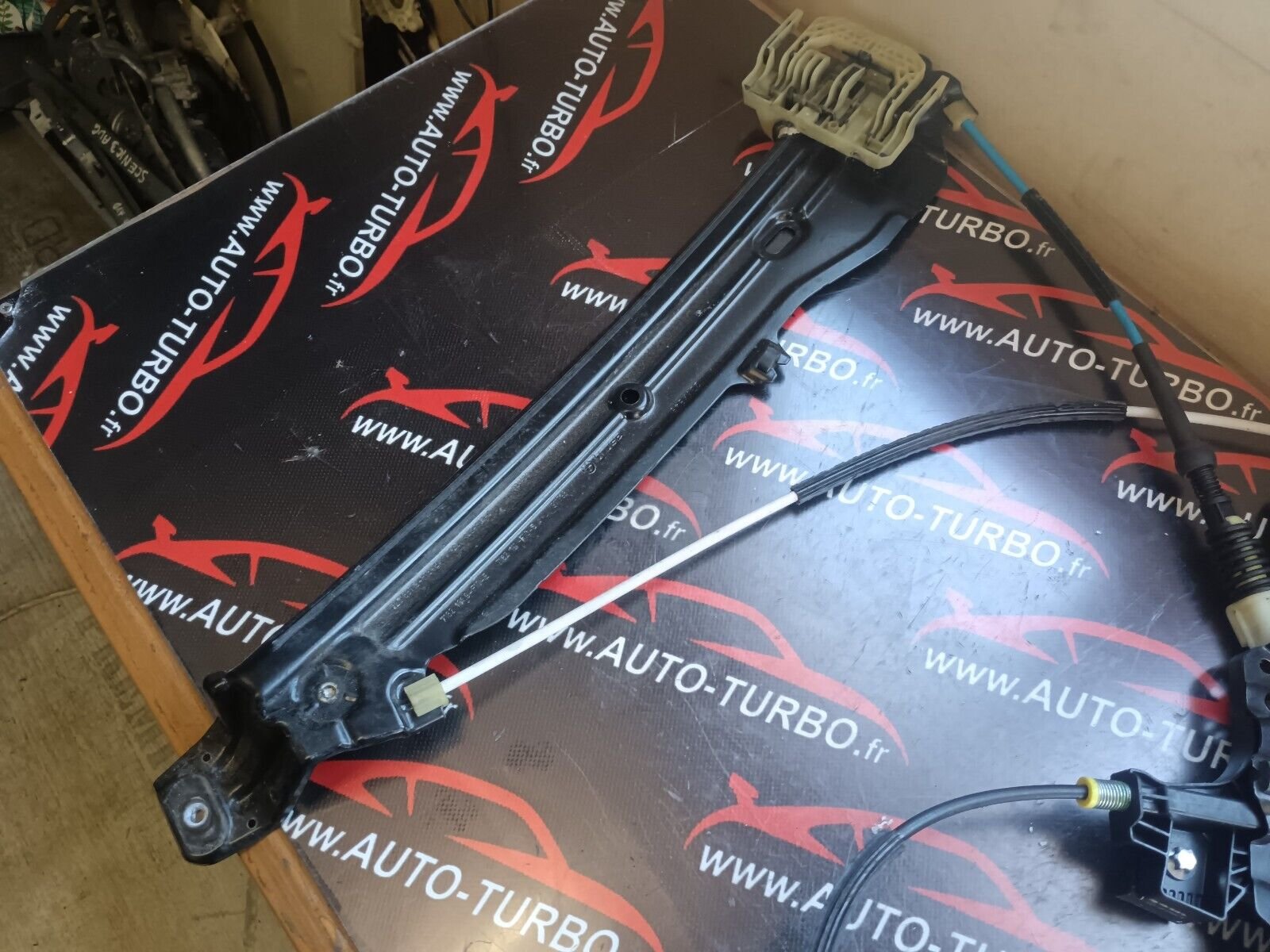 MECHANISME LEVE VITRE BMW 520 F10 REFERENCE: 7182111